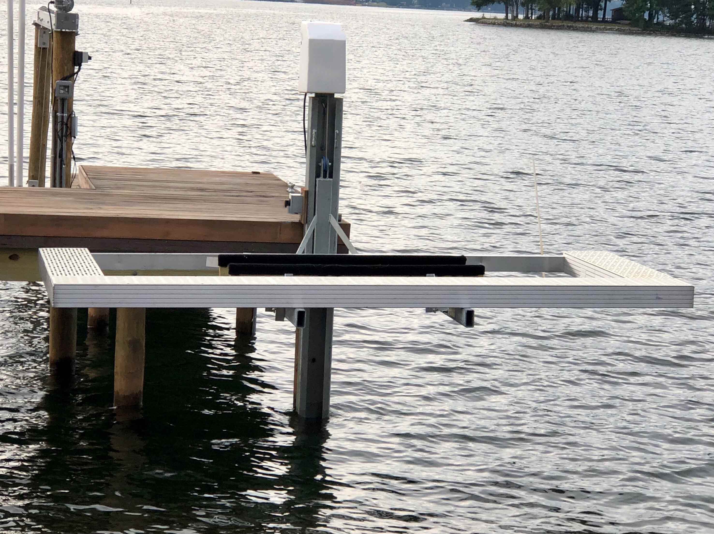 boat stand